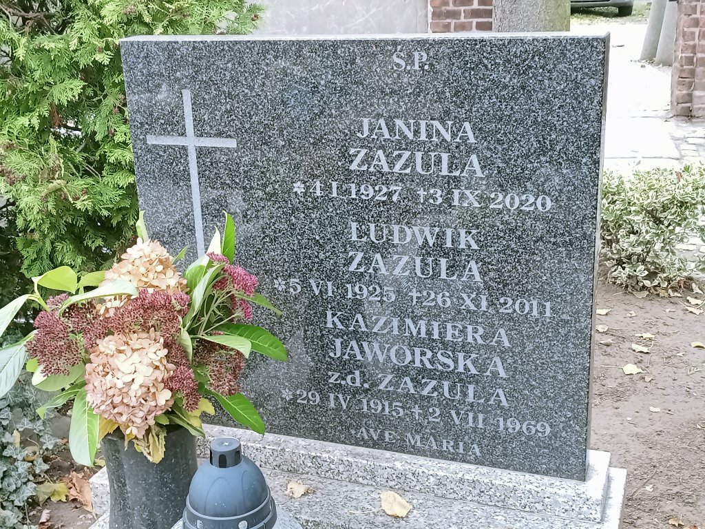 Grób JANINA  ZAZULA 