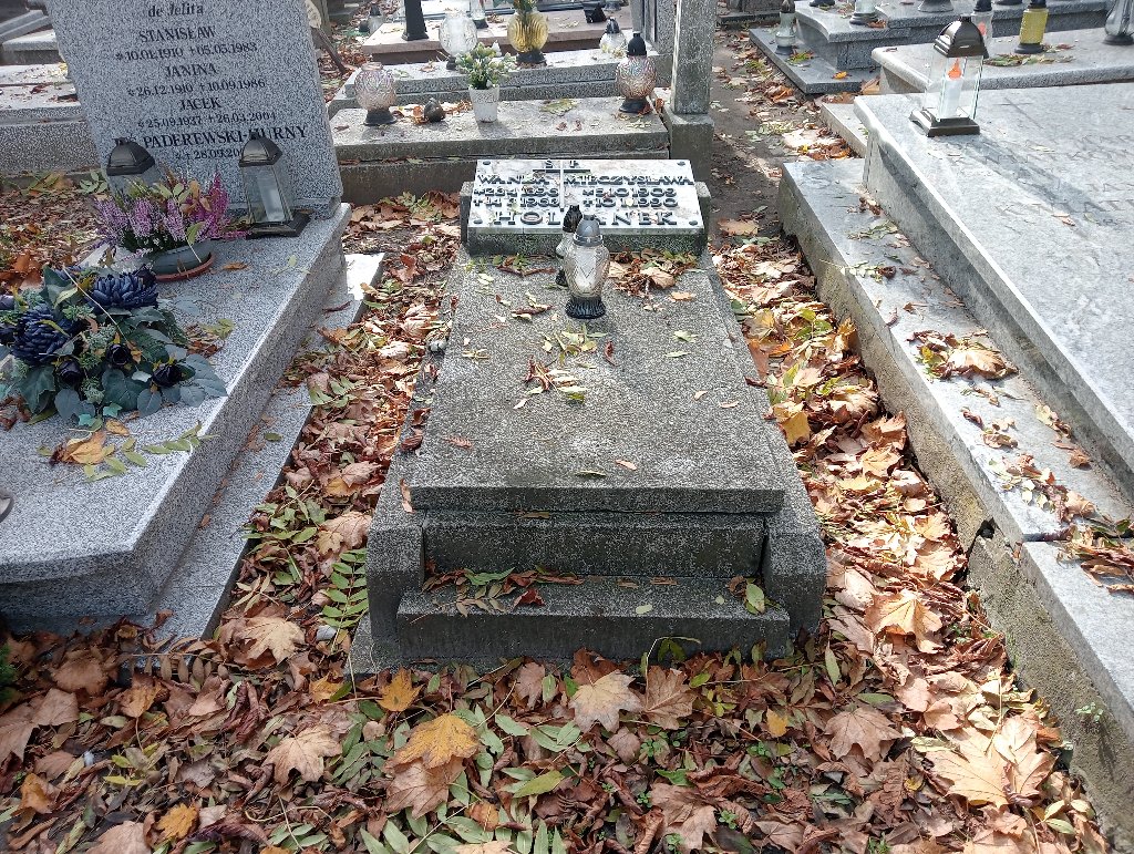Grób Mieczysława Hollanek