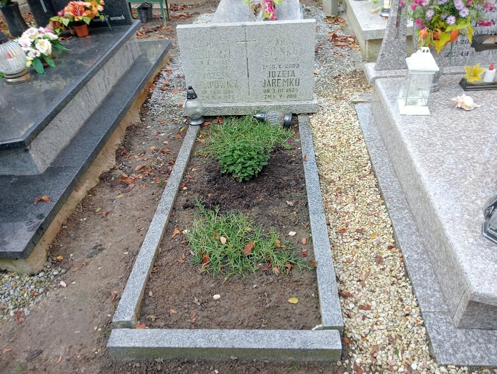 Grób JÓZEFA JAREMKO 