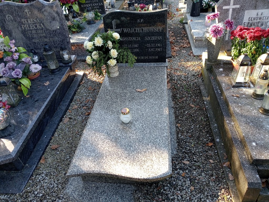 Grób KONSTANCJA WOJCIECHOWSKA 