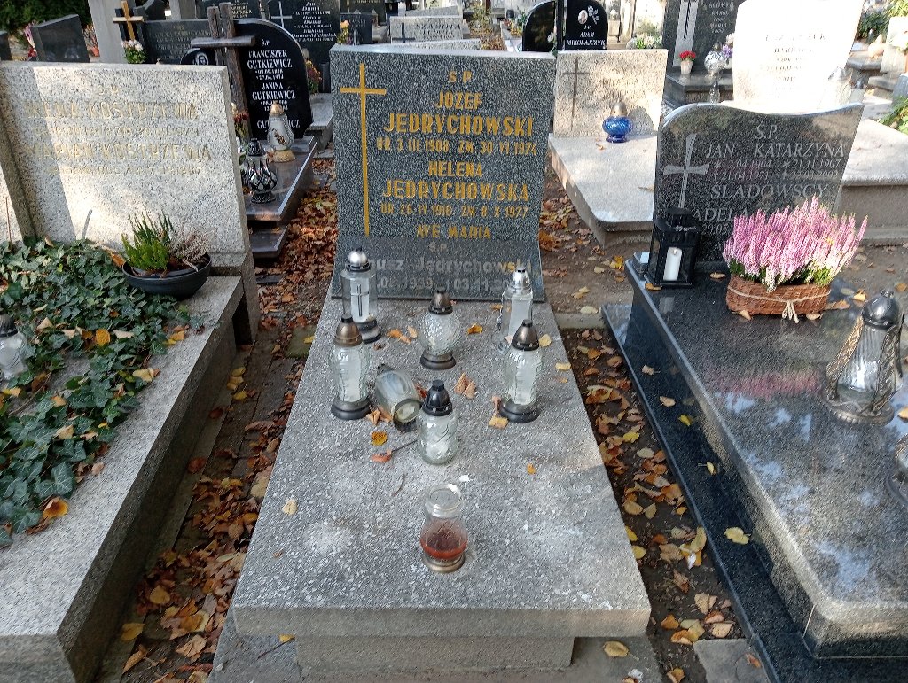 Grób JÓZEF JĘDRYCHOWSKI