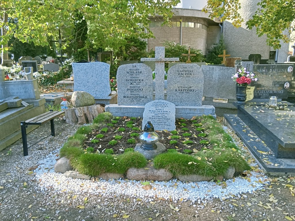 Grób WŁADYSŁAW  MAŁUSZYŃSKI 