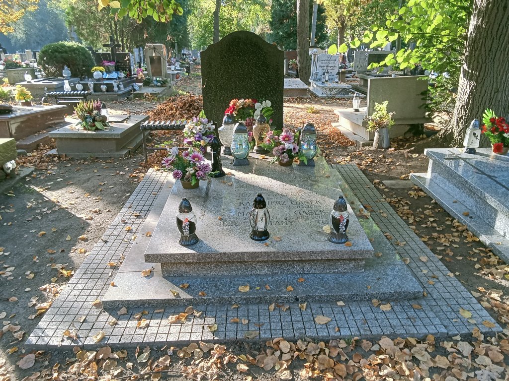 Grób LUDWIKA FIAŁKOWSKA
