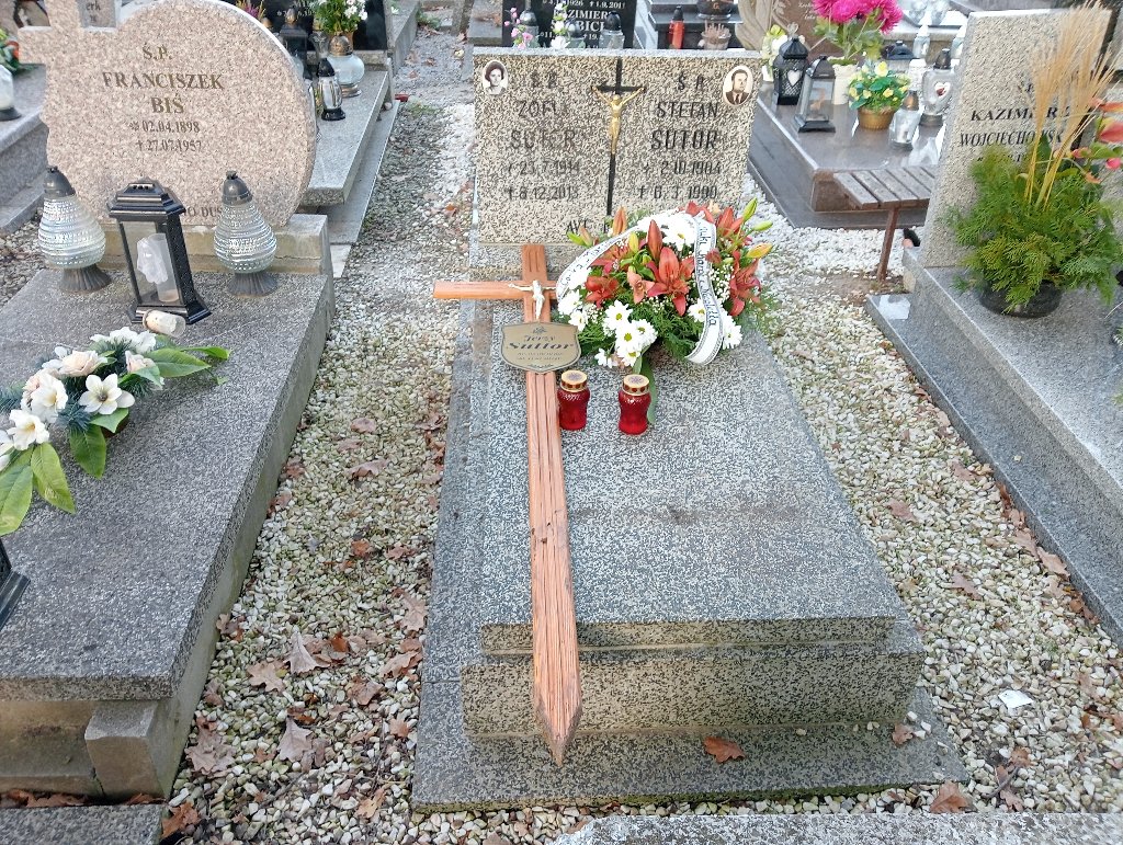 Grób Jerzy Suttor